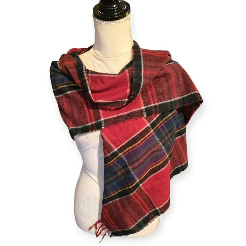 Style‎ & Cp Red and Black Plaid Tartan Scarf - NWOT